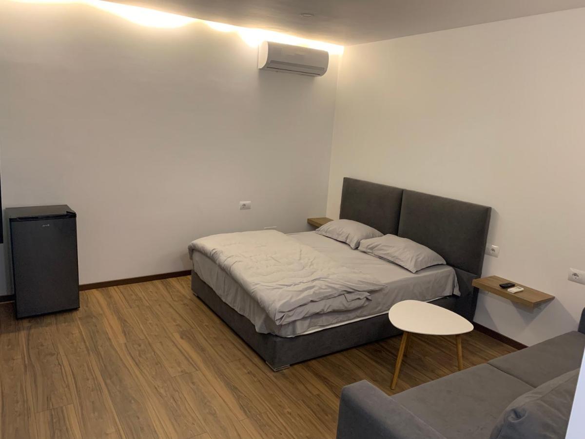 Vila Topciu Pogradec Luaran gambar