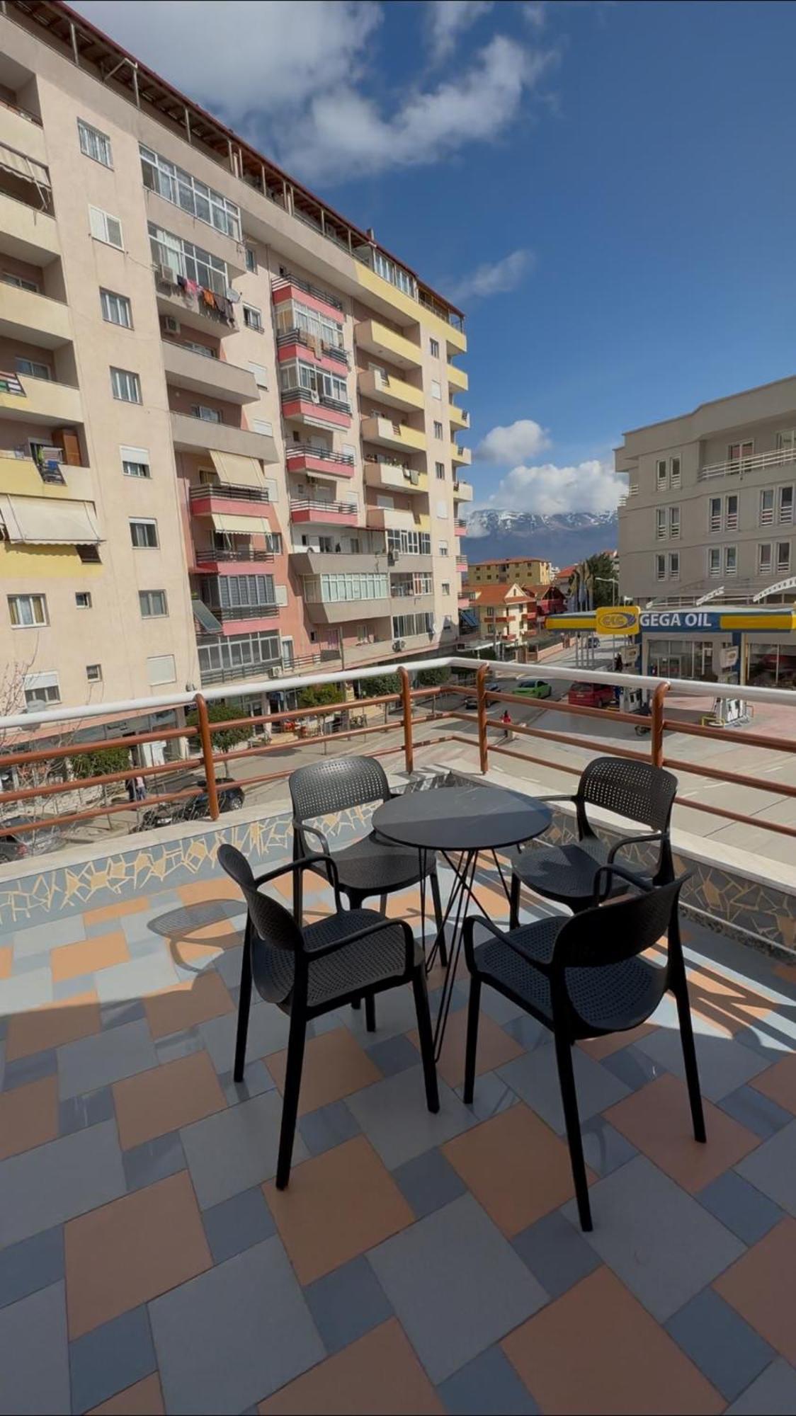Vila Topciu Pogradec Luaran gambar