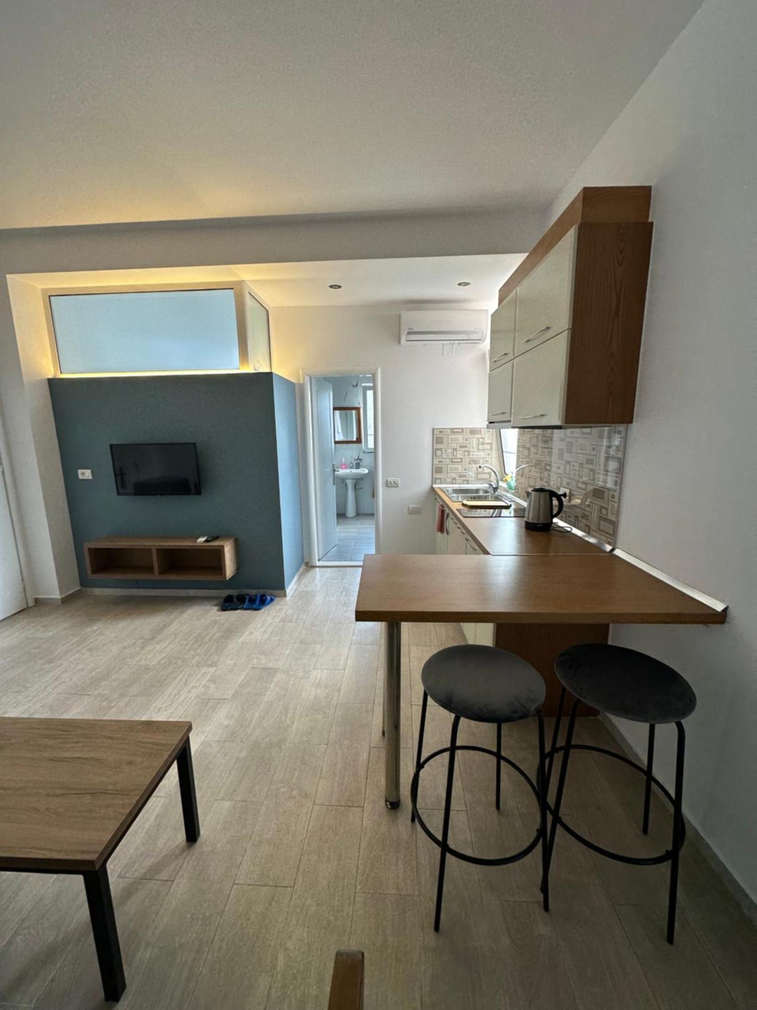 Vila Topciu Pogradec Luaran gambar