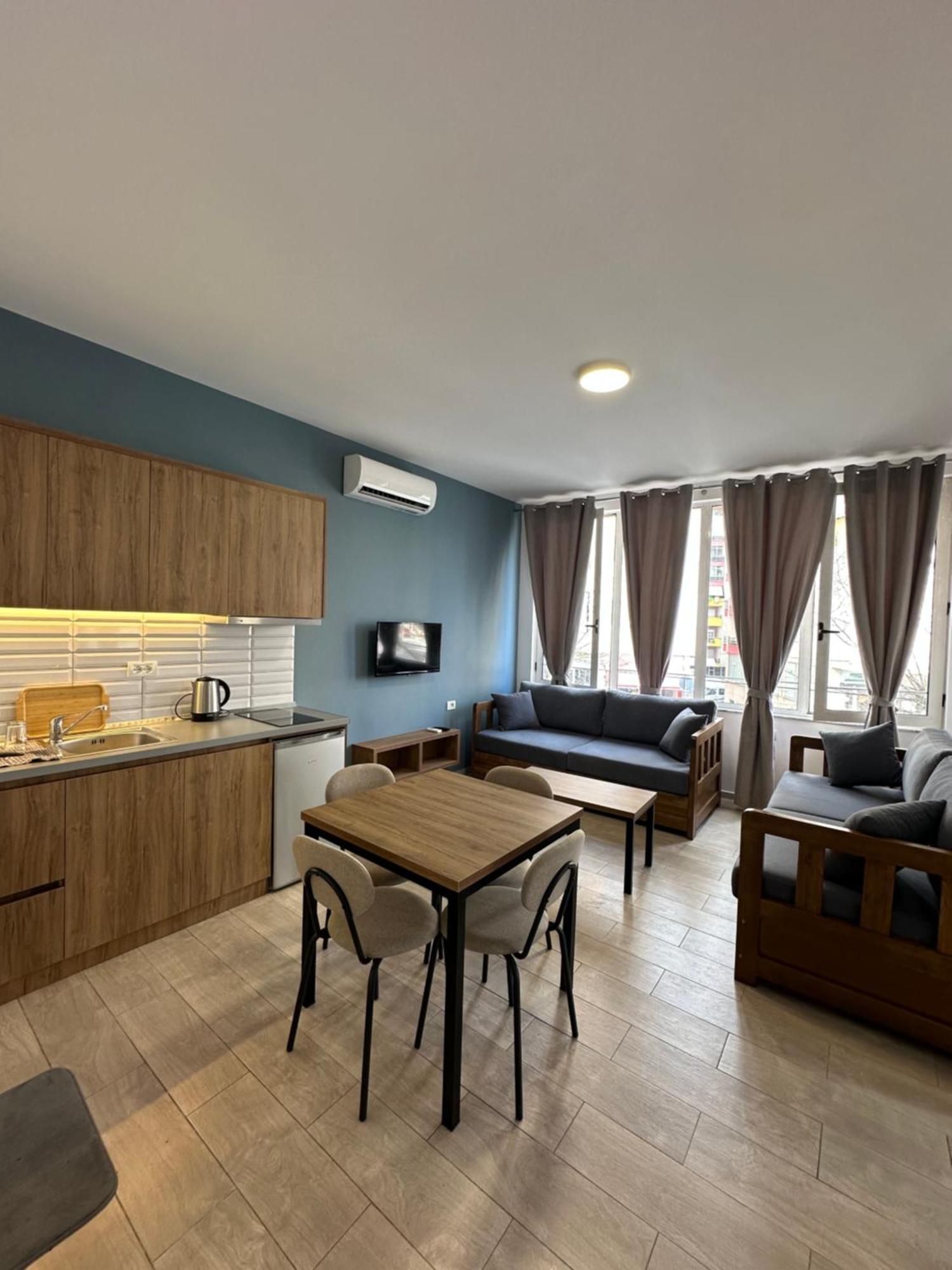Vila Topciu Pogradec Luaran gambar