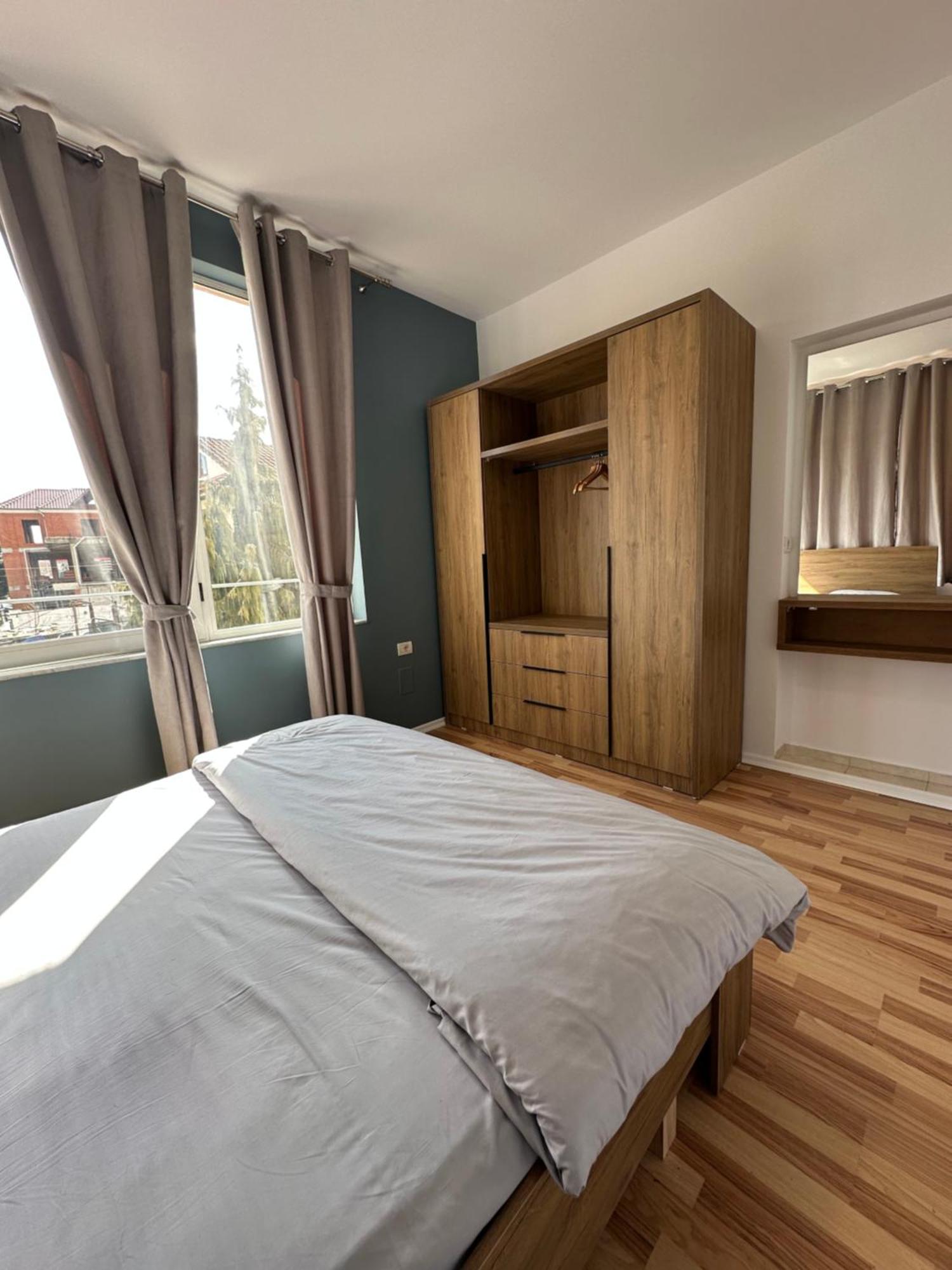 Vila Topciu Pogradec Luaran gambar