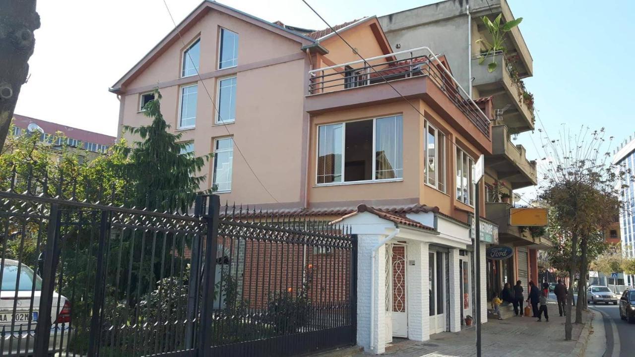 Vila Topciu Pogradec Luaran gambar